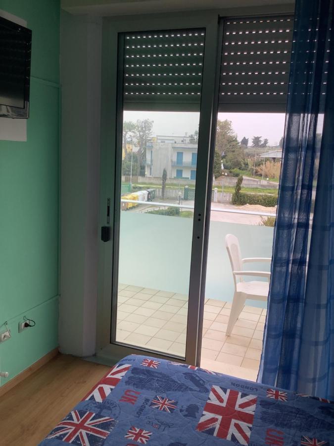 Oasi Mare Hotel Numana Exterior photo